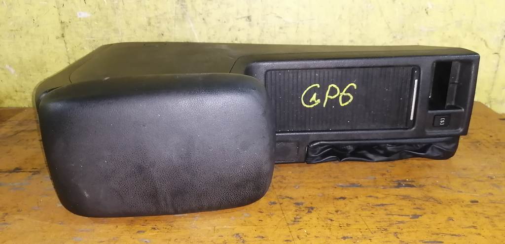 IMPREZA GP6 КОНСОЛЬ МЕЖДУ СИДЕНИЙ Subaru Impreza 1