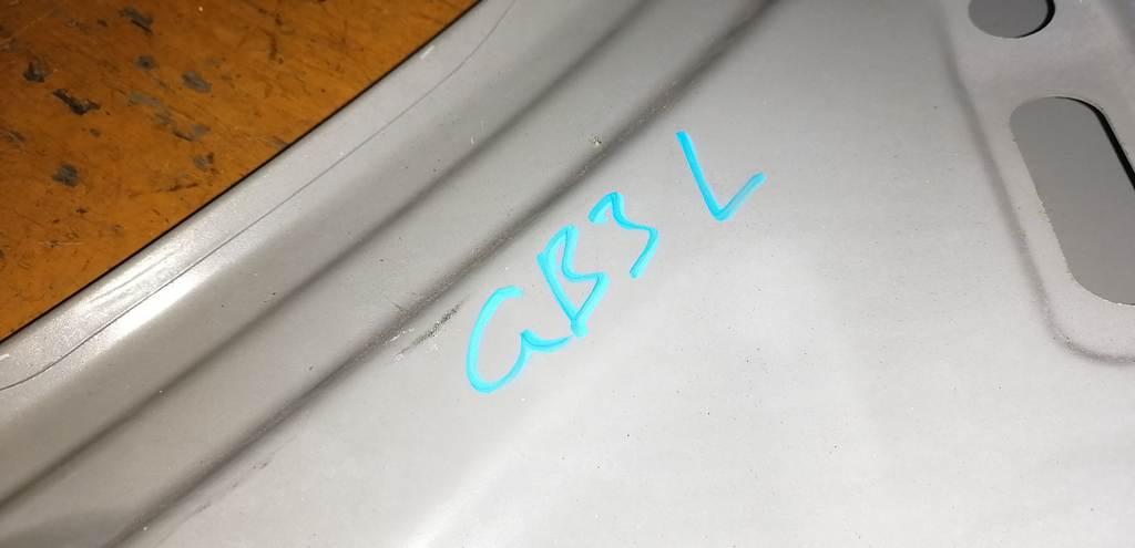 FREED GB3 ЗАГЛУШКА ПОЛОЗА СДВИЖНОЙ ДВЕРИ ЛЕВАЯ Honda Freed 1