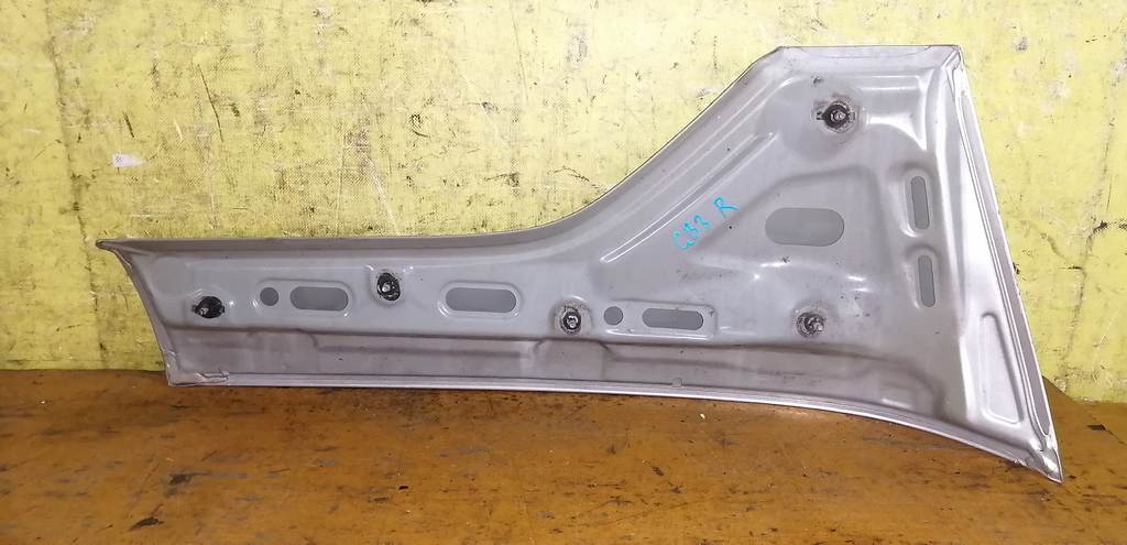 заглушка полоза сдвижной двери Honda Freed 3