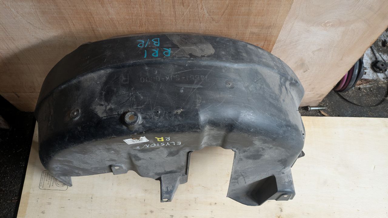 ELYSION RR1 ПОДКРЫЛОК ЗАДНИЙ ПРАВЫЙ 74551-SJK-0000 Honda Elysion 1