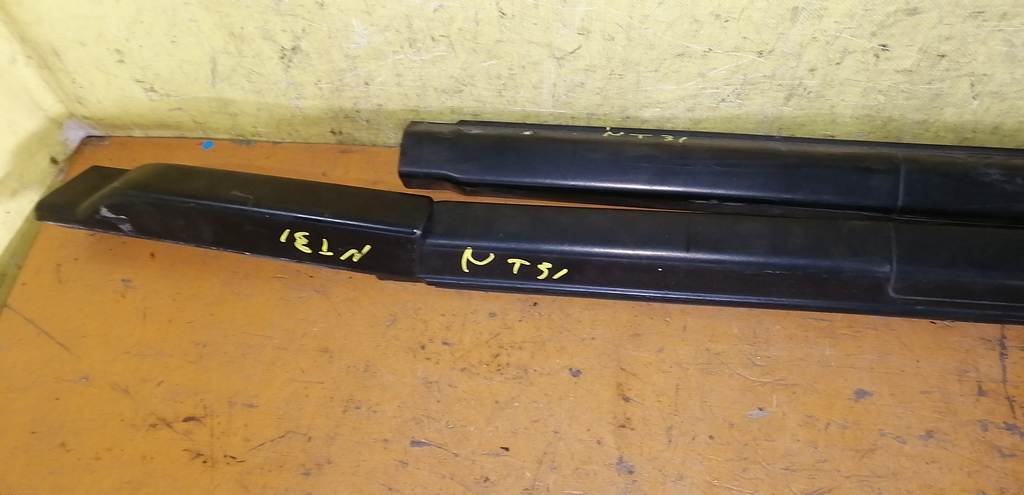 X-TRAIL NT31 РЕЙЛИНГИ (ПАРА), БЕЗ 1-Й ЗАДНЕЙ ЗАГЛУШКИ Nissan X-Trail 1