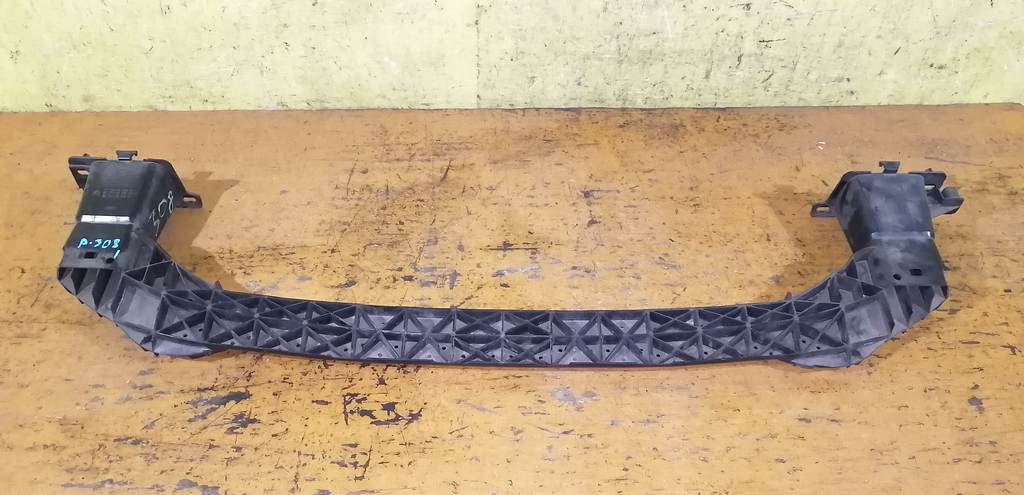 жесткость бампера Peugeot 308 0