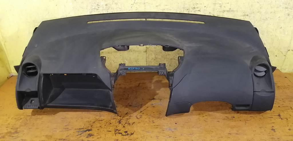 торпедо Toyota Vitz 0