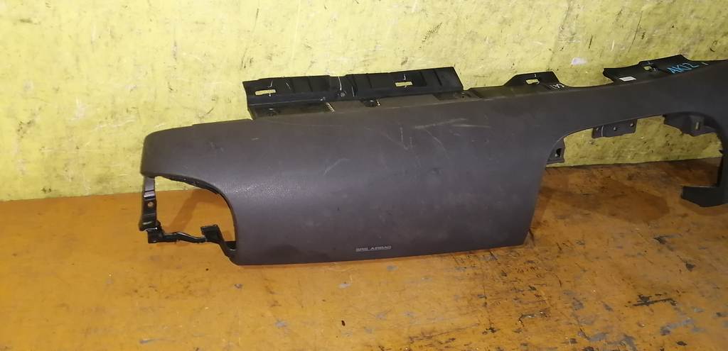 торпедо Nissan March 3