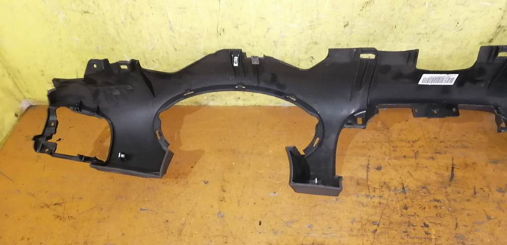 Салон Nissan March 5