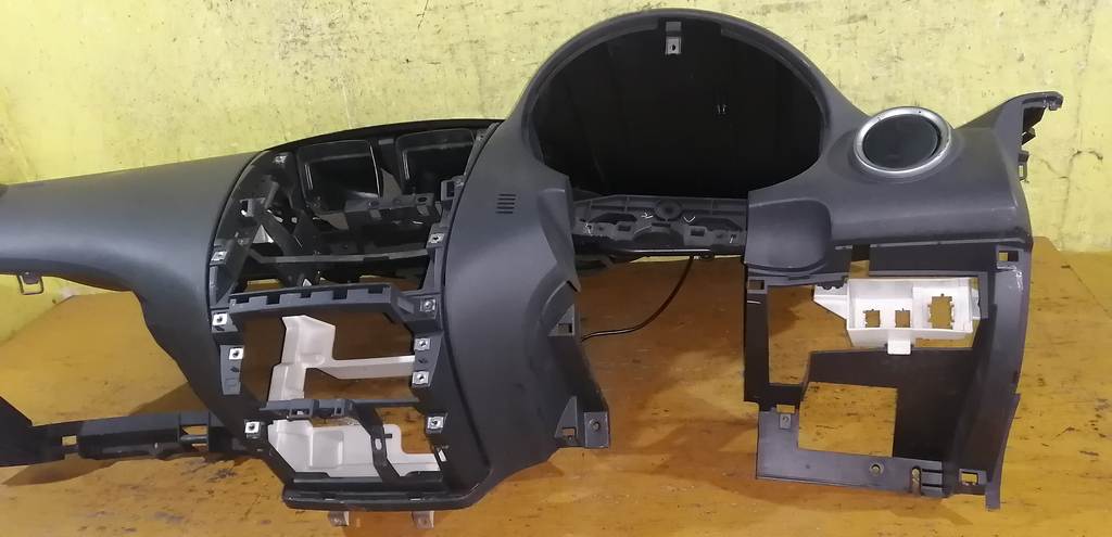 COLT Z21A ТОРПЕДО Mitsubishi Colt 7