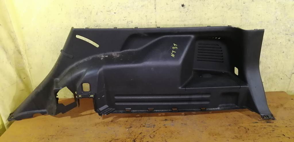 обшивка багажника Nissan X-Trail 0