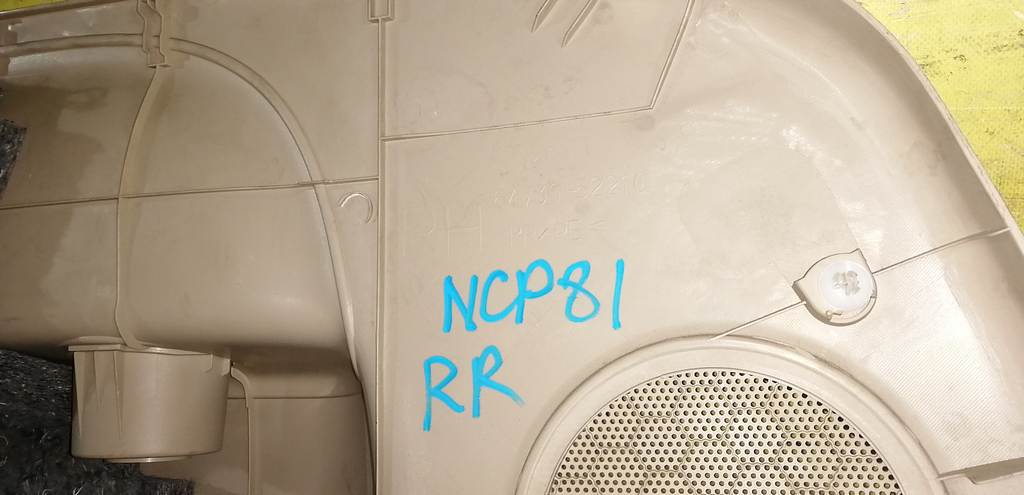 SIENTA NCP81G ОБШИВКА БАГАЖНИКА ЗАДНЯЯ ПРАВАЯ Toyota Sienta 1