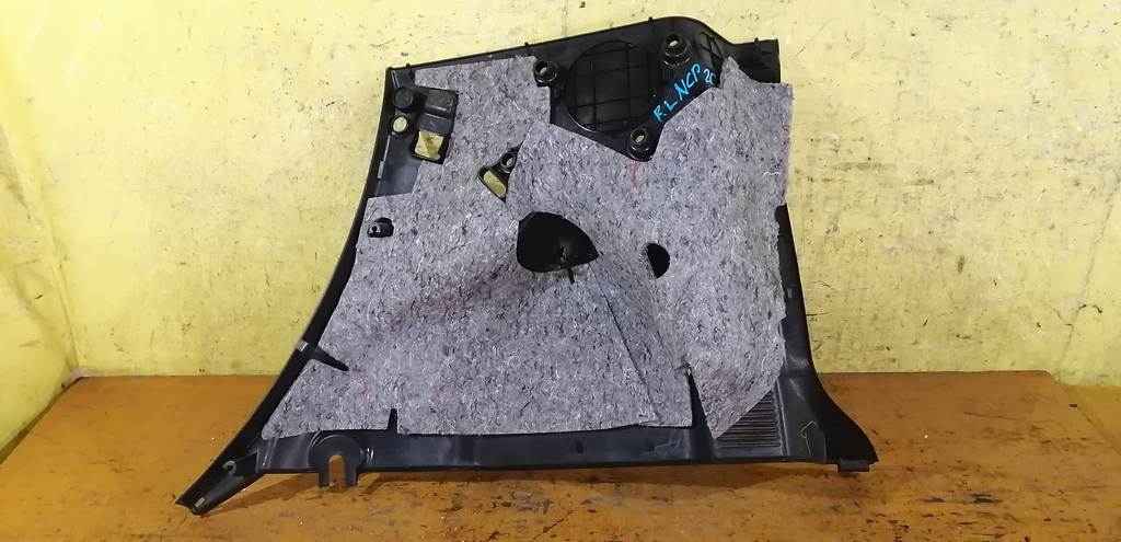 Кузов Toyota Funcargo 2