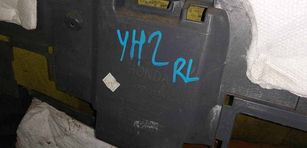 ELEMENT YH2 ОБШИВКА БАГАЖНИКА ЗАДНЯЯ ЛЕВАЯ Honda Element 1