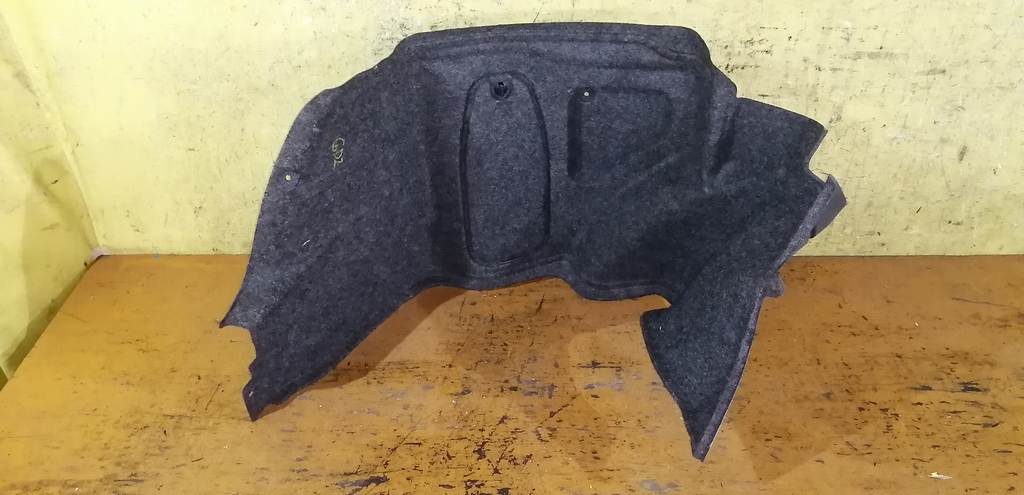 обшивка багажника Subaru Impreza 0