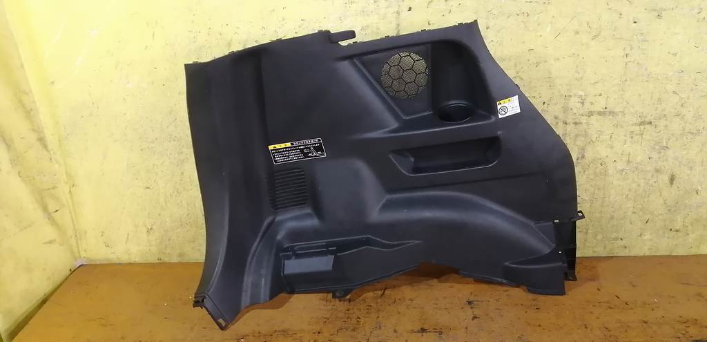 обшивка багажника Suzuki Solio 0