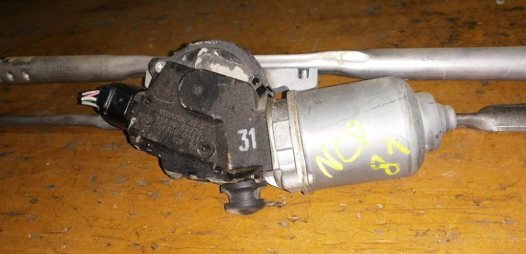 SIENTA NCP81G ТРАПЕЦИЯ+МОТОР ДВОРНИКОВ Toyota Sienta 1