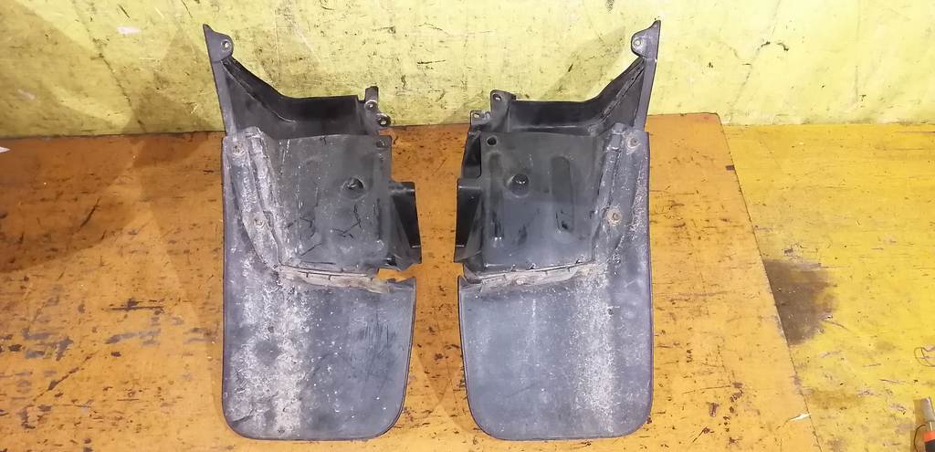 PAJERO MINI H58A БРЫЗГОВИК ЗАД. (ПАРА) Mitsubishi Pajero Mini 1