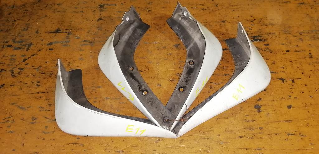 брызговик Nissan Note 0