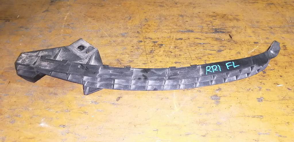 ресничка Honda Elysion 0