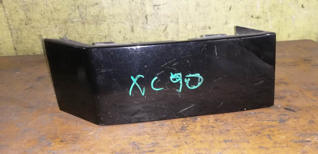 планка под стоп Volvo XC90 0