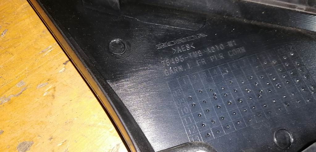 INSIGHT ZE2 УГОЛОК КРЫЛА ЛЕВЫЙ Honda Insight 1