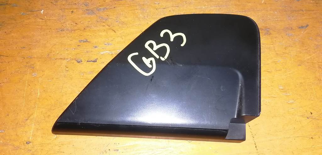 уголок крыла Honda Freed 0