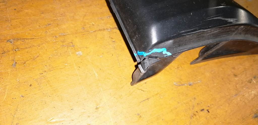 STEPWGN RF3 УГОЛОК КРЫЛА ЛЕВЫЙ ДЕФЕКТ Honda Stepwgn 1