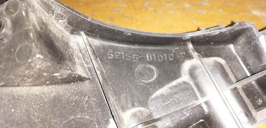 PASSO KGC10 КРЕПЕЖ БАМПЕРА ЗАДНИЙ ПРАВЫЙ 52155-B1010 Toyota Passo 1