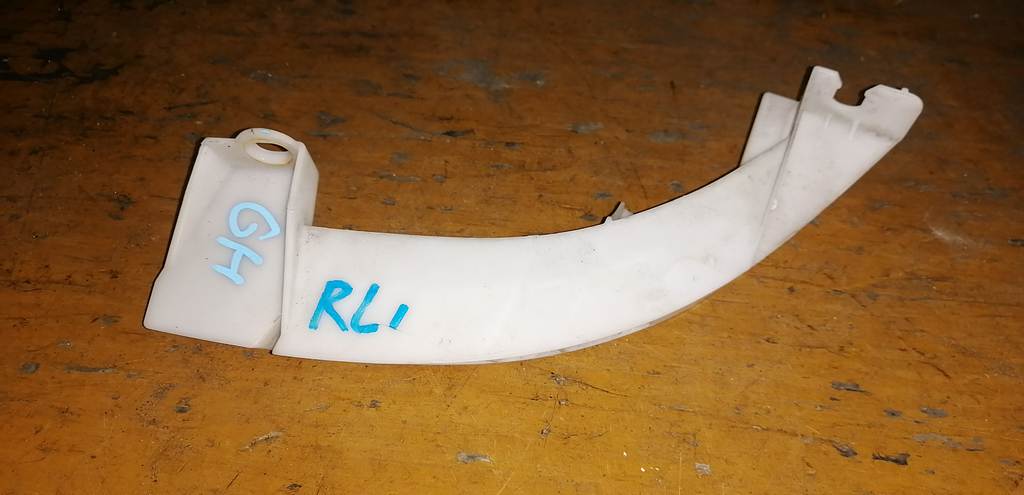 крепеж бампера Subaru Impreza 0