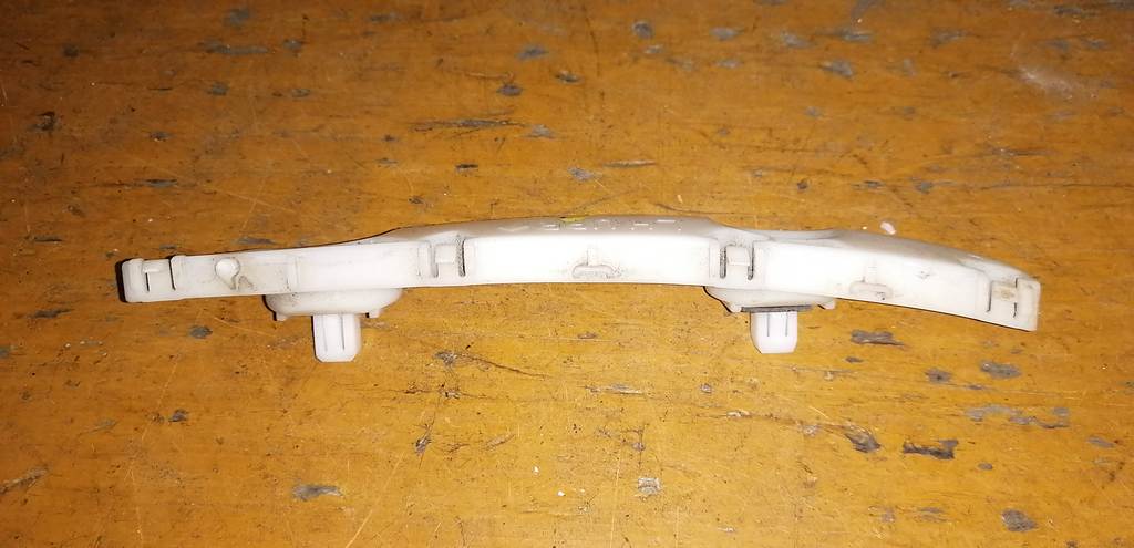 MARCH K13 КРЕПЁЖ БАМПЕРА ЗАДНИЙ ЛЕВЫЙ Nissan March 1