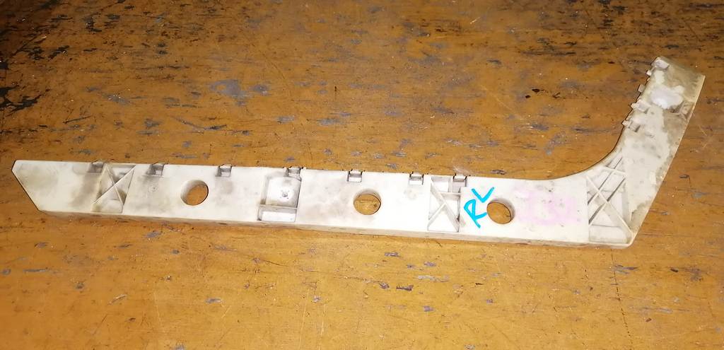 крепеж бампера Nissan Teana 0