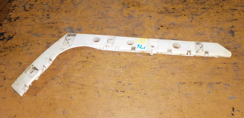 крепеж бампера Nissan Teana 0