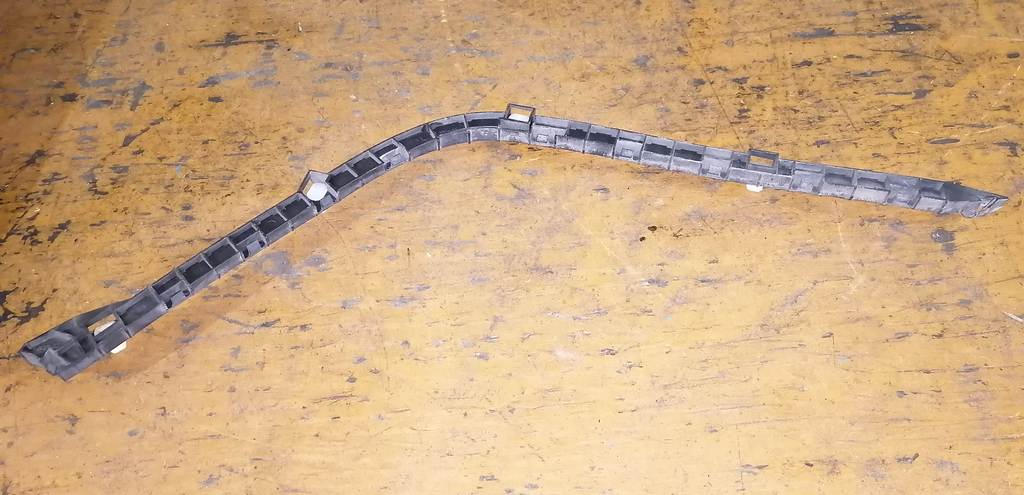 ELYSION RR1 КРПЁЖ БАМПЕРА ЗАДНИЙ ЛЕВЫЙ Honda Elysion 1