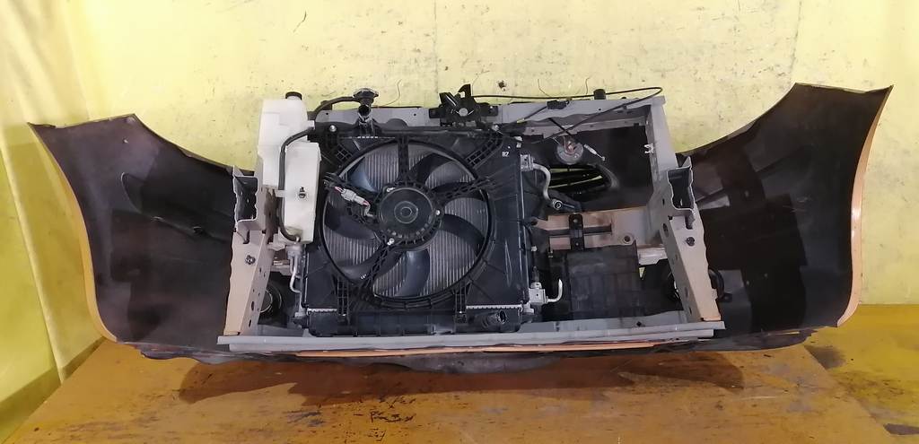 ноускат Nissan March 9