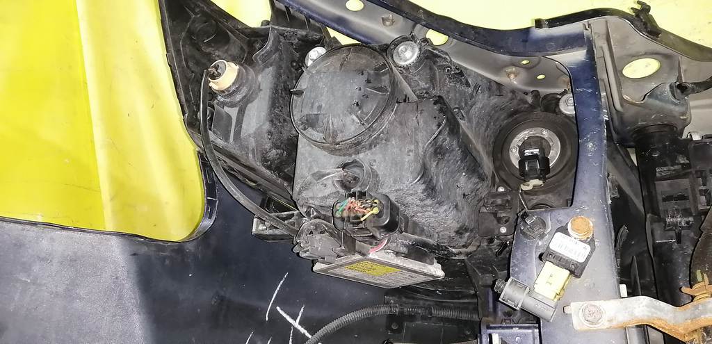 ноускат Mitsubishi Outlander 9