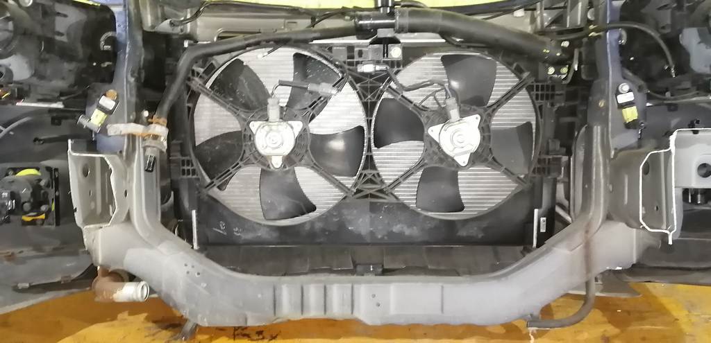 OUTLANDER CW5W НОУСКАТ (ФАРА 5585 XENON) Mitsubishi Outlander 10