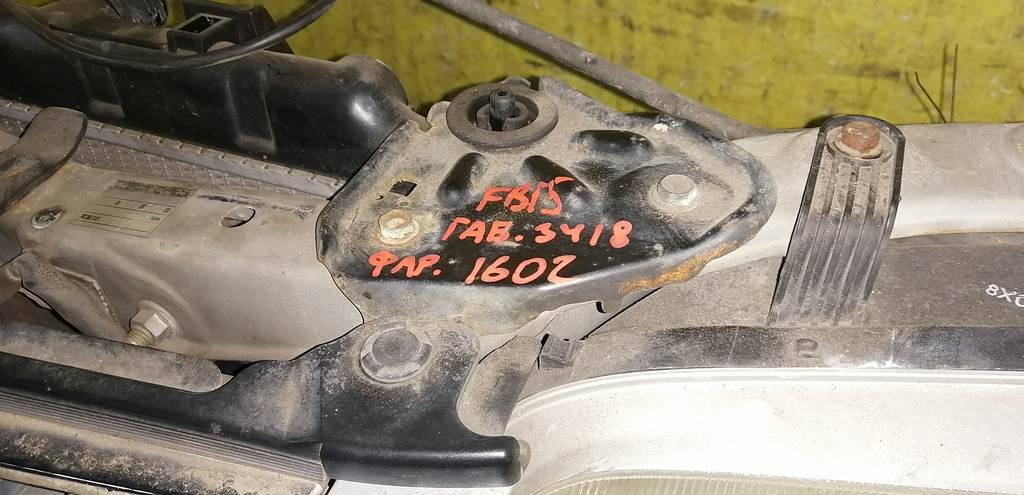 SUNNY FB15 НОУСКАТ (ФАРА 1602. ГАБАРИТ 3418) Nissan Sunny 1