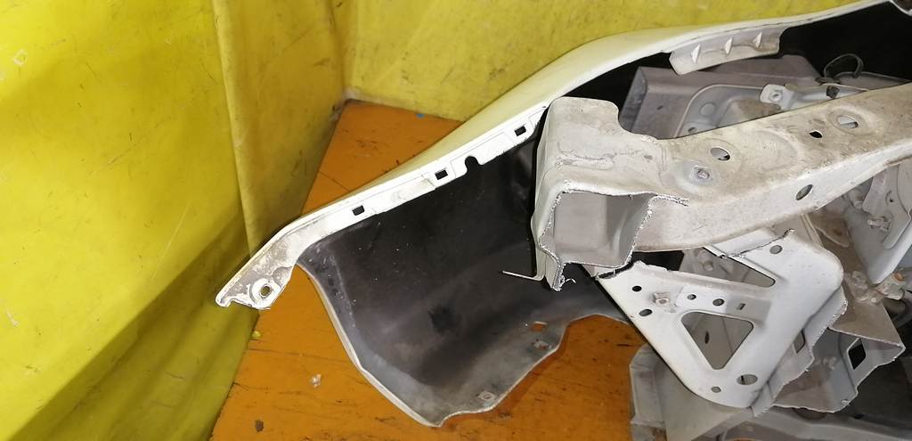 NOTE E11 НОУСКАТ, БЕЗ ФАР Nissan Note 10