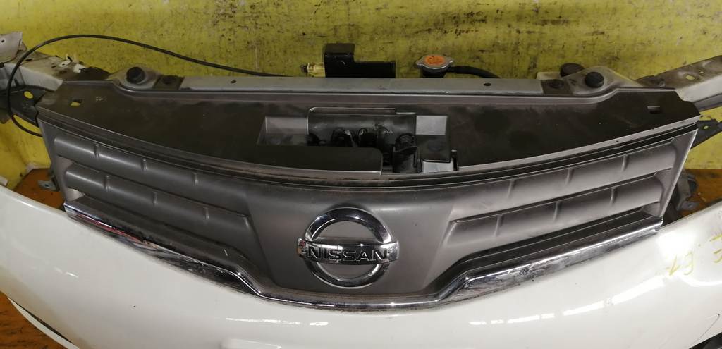 NOTE E11 НОУСКАТ, БЕЗ ФАР Nissan Note 4