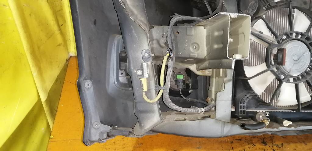 Кузов Honda Freed Spike 14