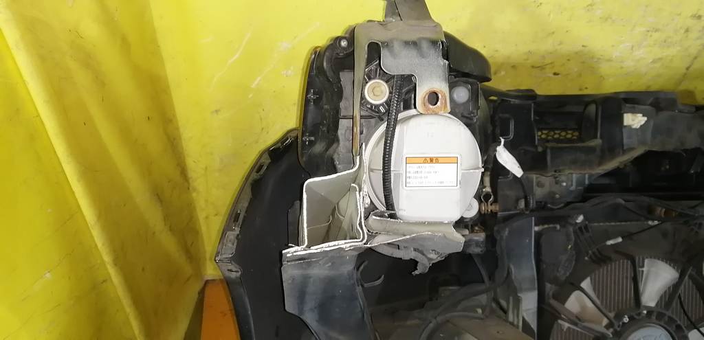 ноускат Honda Freed Spike 15