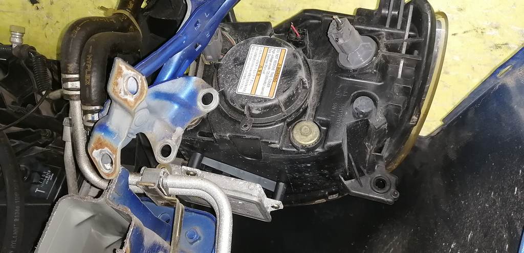 ноускат Mazda Demio 9