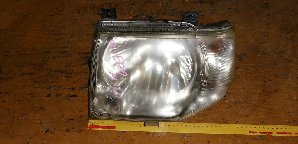 фара Mitsubishi Pajero Mini 0