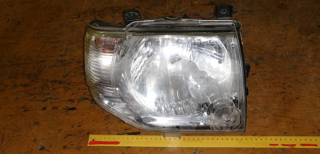 фара Mitsubishi Pajero Mini 0