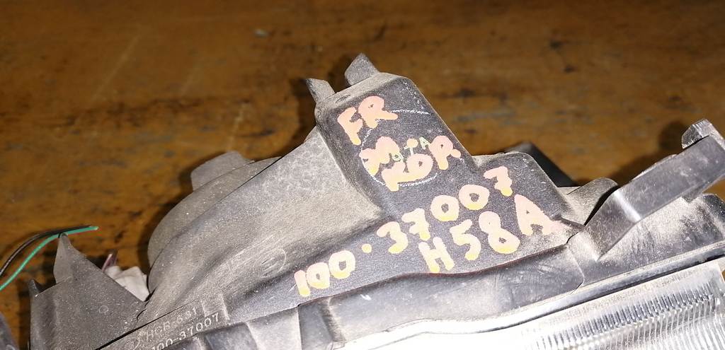 PAJERO MINI H58A ФАРА ПРАВАЯ 100-37007 ЭЛ.КОР. Mitsubishi Pajero Mini 1