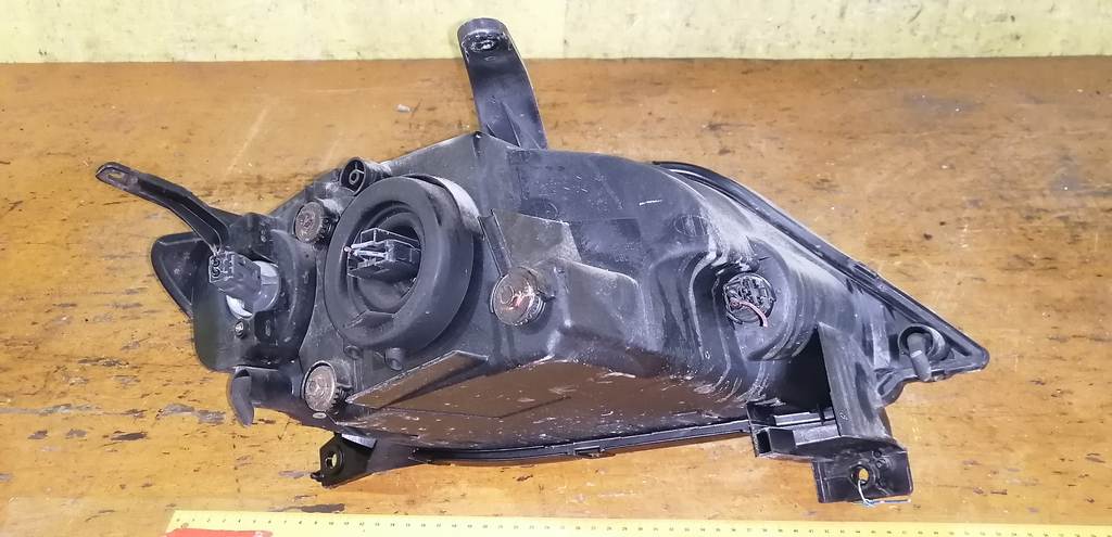 Осветительные приборы Mazda Demio 2