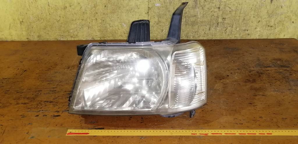 фара Honda Stepwgn 0