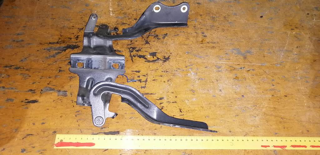 X-TRAIL NT31 ПЕТЛЯ КАПОТА (ПАРА) Nissan X-Trail 1