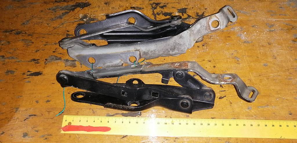 LEGACY BP5 ПЕТЛЯ КАПОТА (ПАРА) Subaru Legacy 1