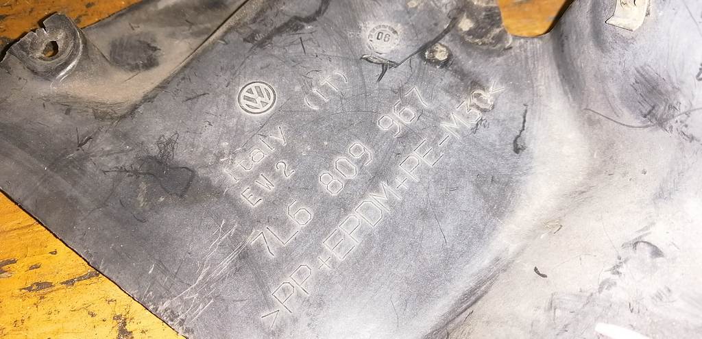 TOUAREG 7L7 ЗАЩИТА ДВС ПЕРЕДНЯЯ ЛЕВАЯ 7L6 809 967 Volkswagen Touareg 1