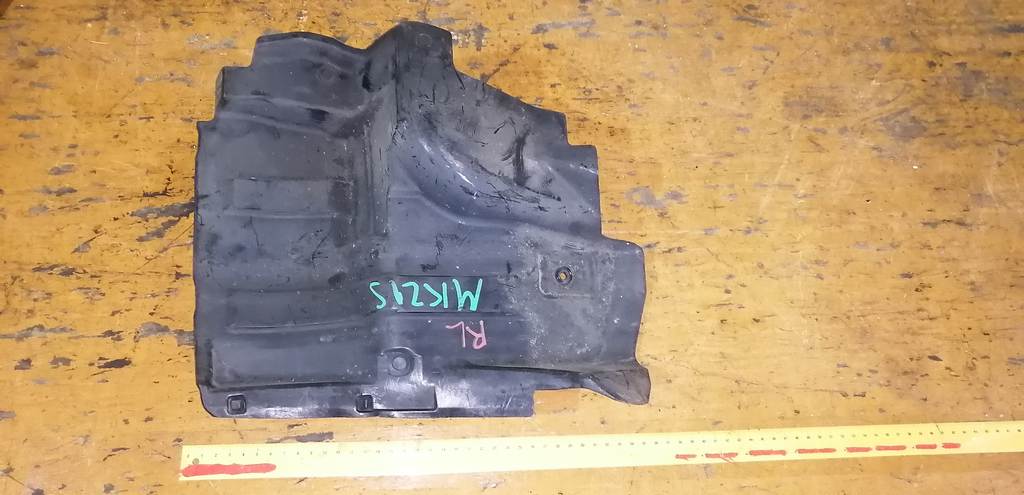 подкрылок Suzuki Solio 0