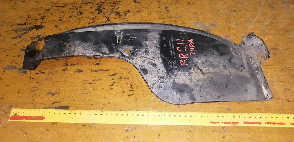 подкрылок Nissan Tiida Latio 0