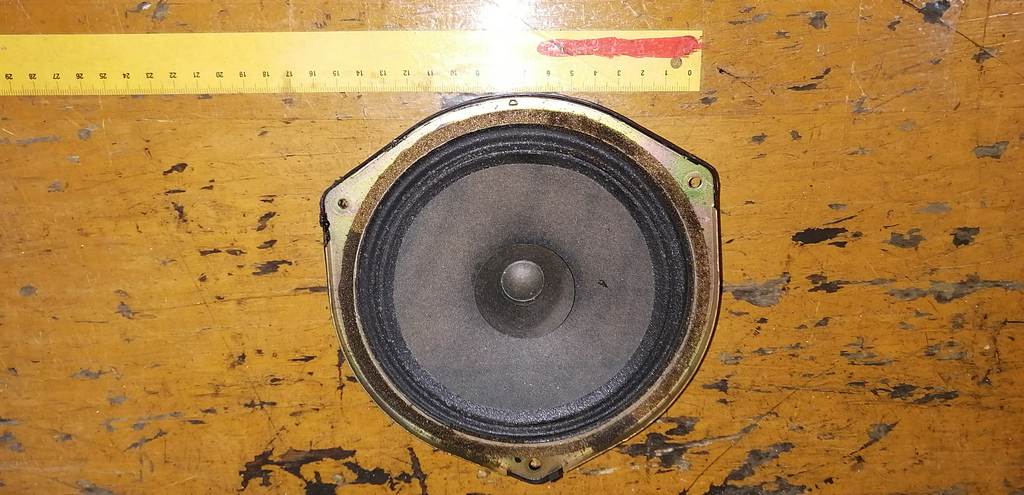 динамик Mazda Demio 0